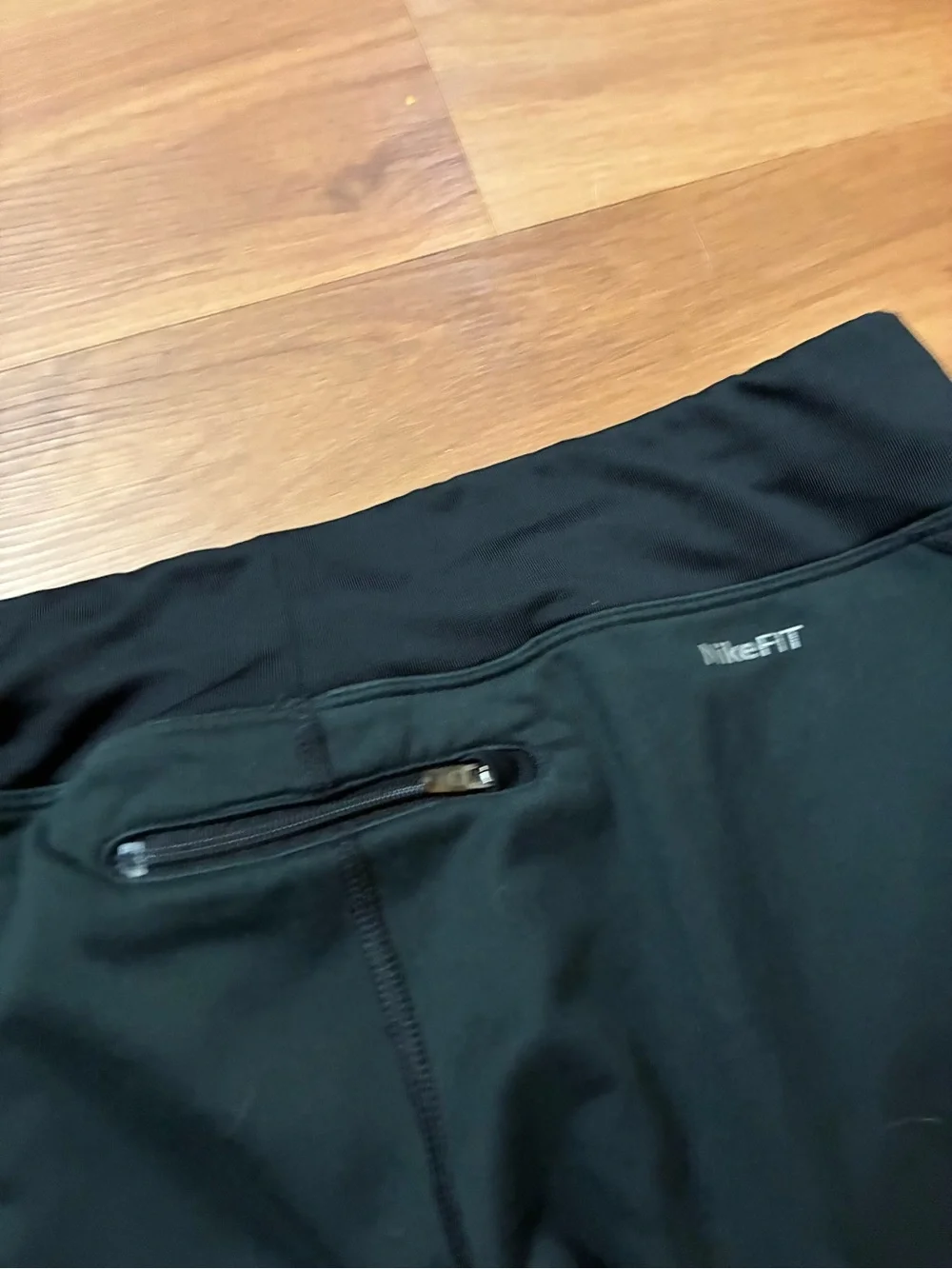 Nike Women's Livestrong DriFit Yoga Pants Size S
